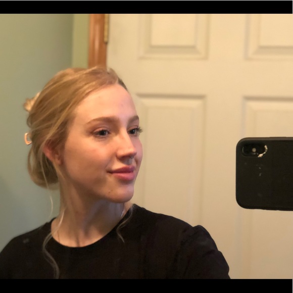 Meet your Posher, Kaycee - Picture 1 of 1